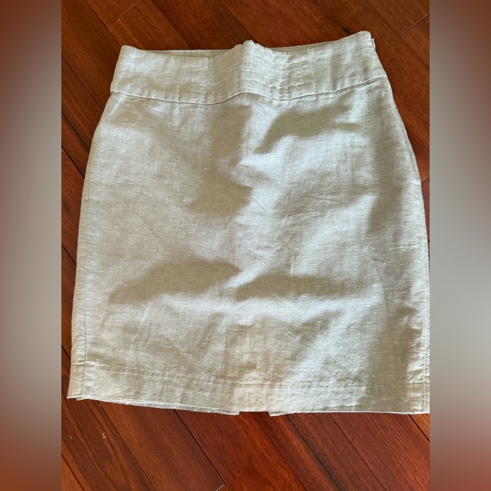 Banana Republic Women's Linen Tan Skirt To The Knee SZ 8